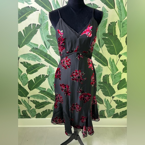 Harilyn Black Strappy Velvet Rose Fit and Flare Dress Womens Small - Picture 3 of 11